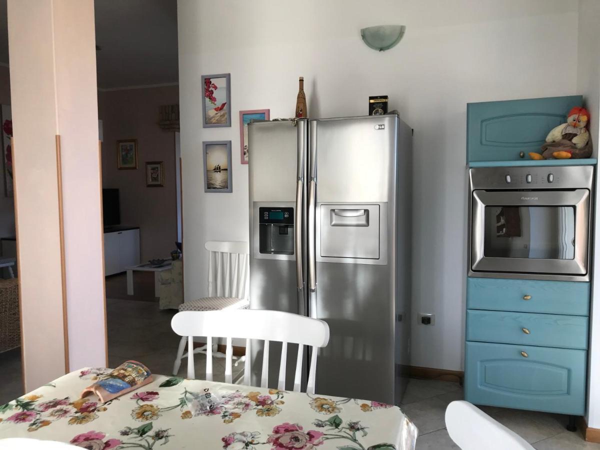 Villa Dei Fiori - Casa Vacanza カポテッラ エクステリア 写真