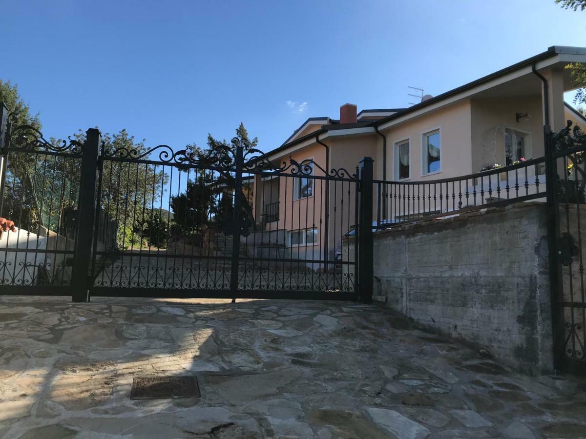 Villa Dei Fiori - Casa Vacanza カポテッラ エクステリア 写真
