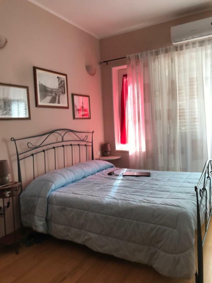 Villa Dei Fiori - Casa Vacanza カポテッラ エクステリア 写真